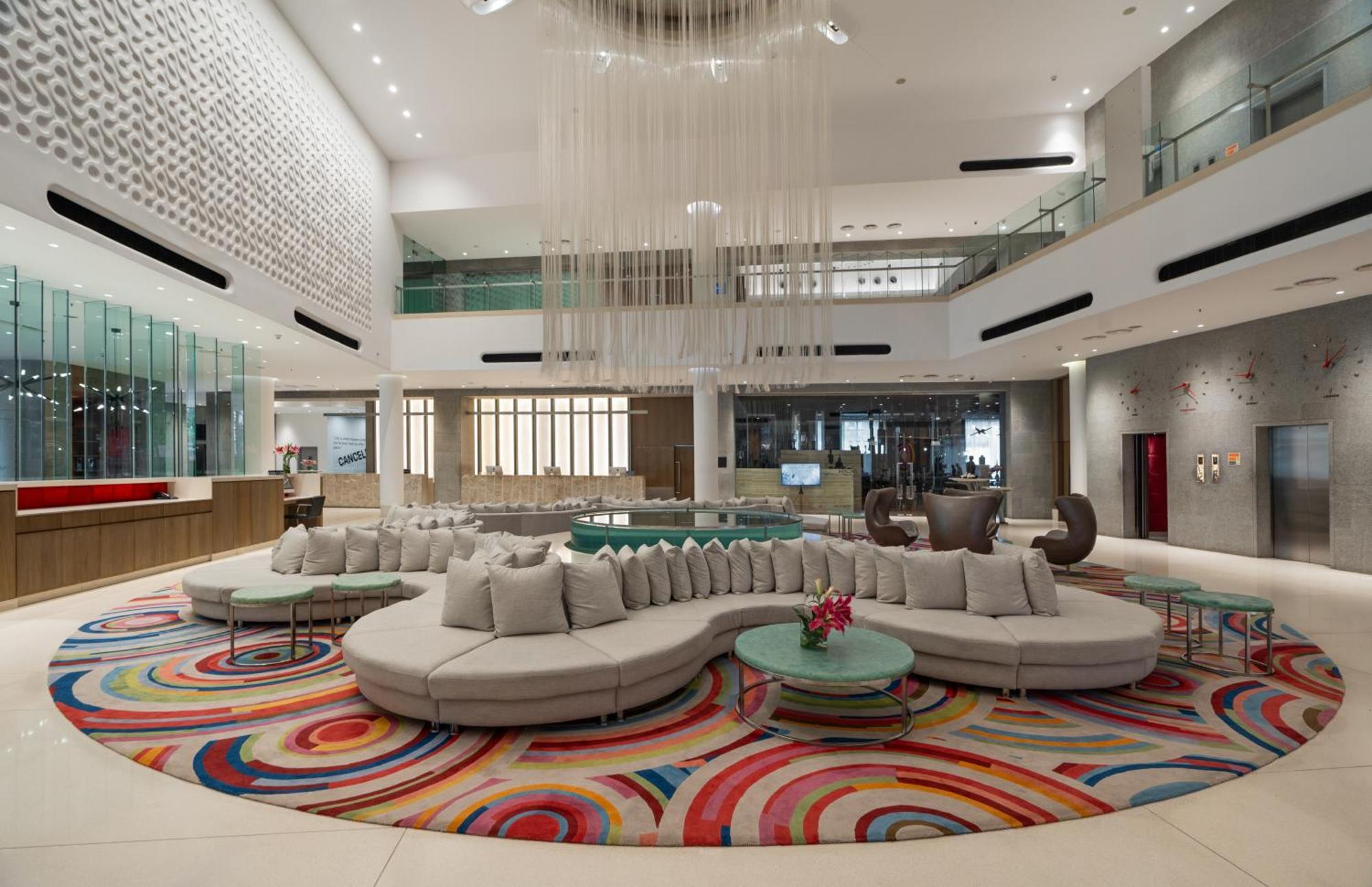 Avasa Hotel Haydarabad Dış mekan fotoğraf